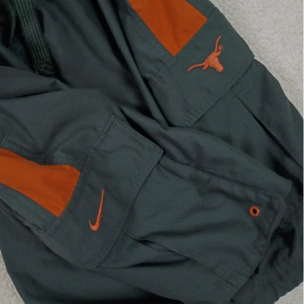 Nike Cargo Shorts Mens L 35X10 Gray Texas Longhorns NCAA Basketball Gym Training